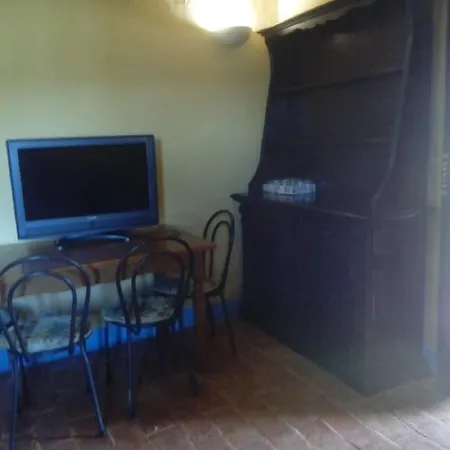 La Cristalla * Santa Restituta